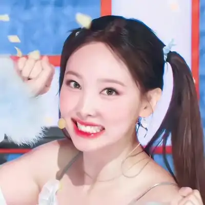 晏青梦 晏青梦